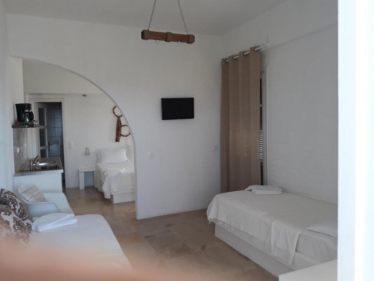 Nora Norita Aparthotel Batsi  Ngoại thất bức ảnh