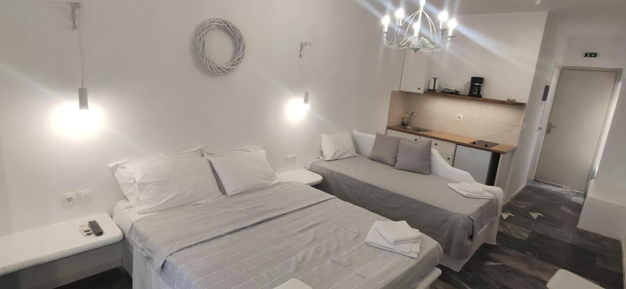 Nora Norita Aparthotel Batsi  Ngoại thất bức ảnh