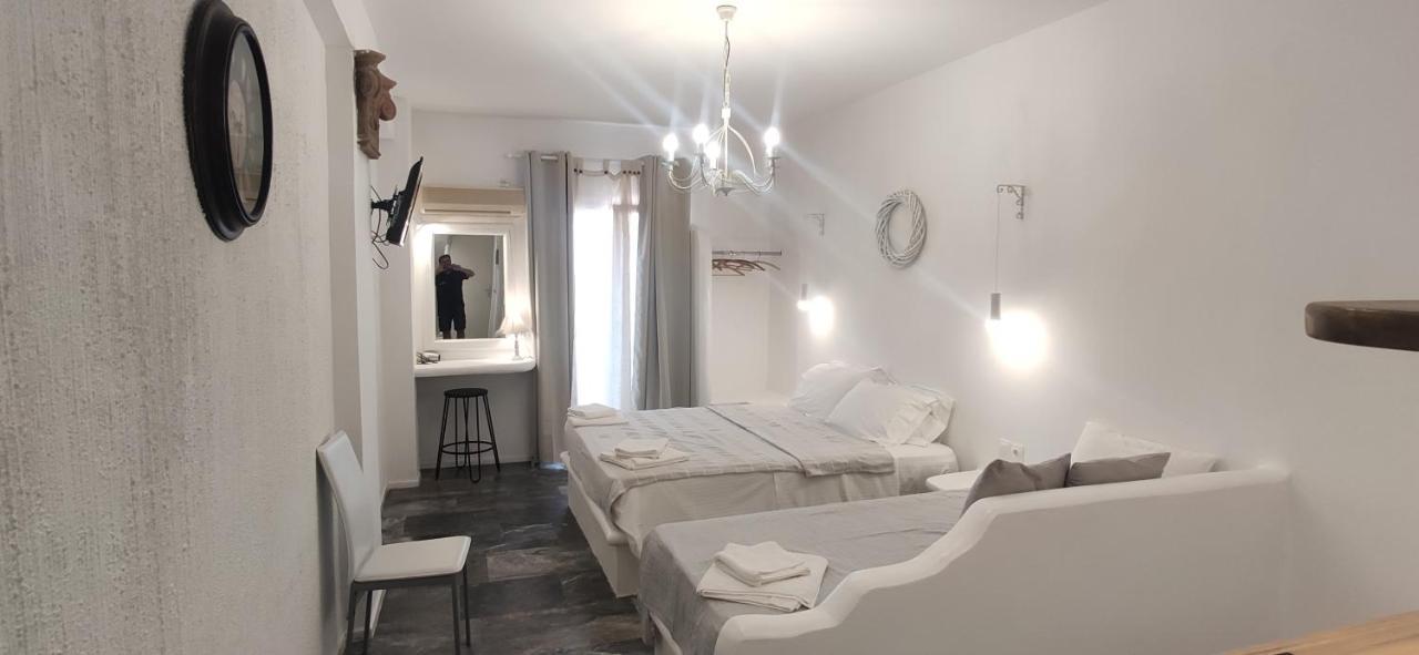 Nora Norita Aparthotel Batsi  Ngoại thất bức ảnh