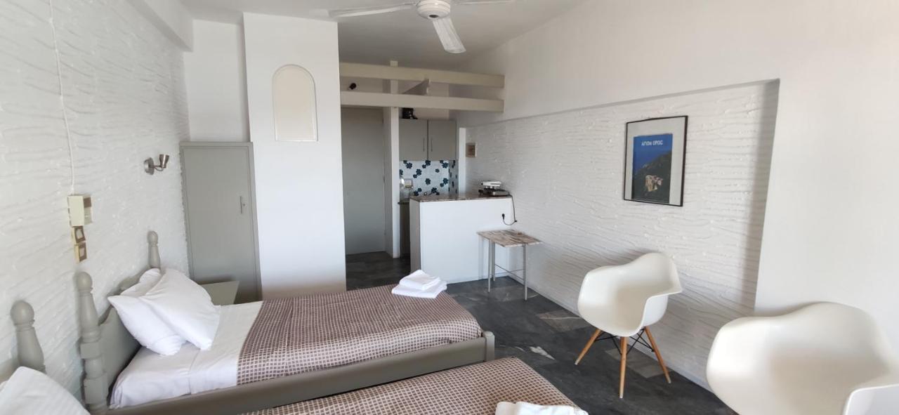 Nora Norita Aparthotel Batsi  Ngoại thất bức ảnh