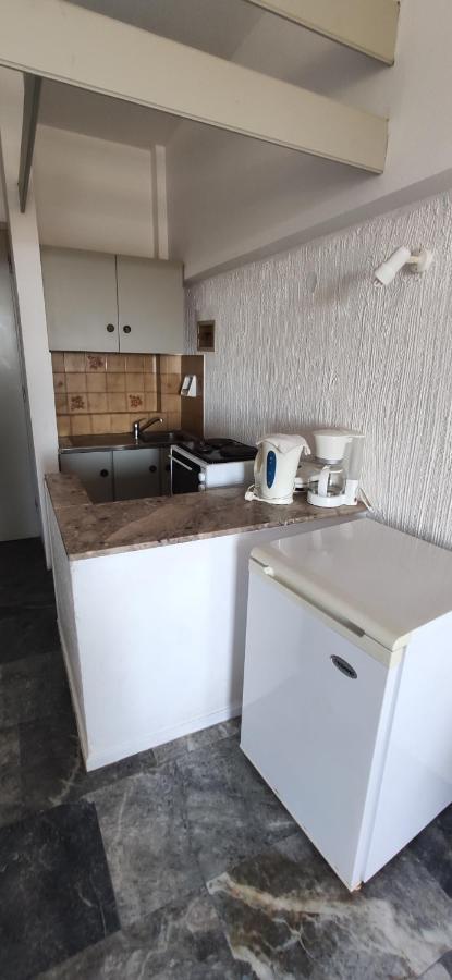 Nora Norita Aparthotel Batsi  Ngoại thất bức ảnh